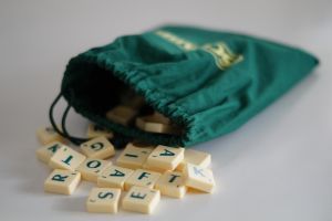 Scrabble-Wörterbuch Symbolbild
