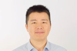 Dr. Lin Yang aus München erhielt am 10. April 2025 den DGP-Forschungspreis für experimentelle Medizin über 10.000 Euro.  Foto Petra Nehmeyer  Helmholtz München