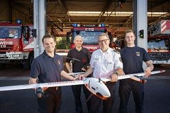 Foto des Projektteams der Feuerwehr Duisburg: v. l. – Nils Biebusch, Oliver Schuth, Projektleiter Jörg Helmrich und Marius Brückner.