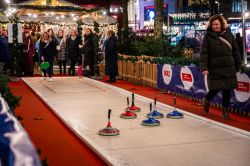 Eisstockbahn auf dem Bochumer Weihnachtsmarkt ist buchbar