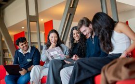 ESMT Berlin und Bard College Berlin schaffen beschleunigten Weg von den Liberal Arts zum Management