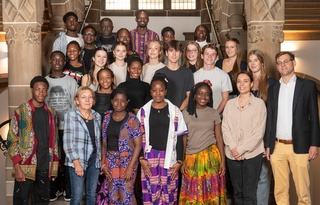 Schülergruppe aus Ghana zu Gast im Duisburger Rathaus