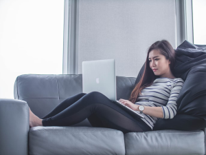 Wie Online Shopping die Konsumgewohnheiten verändert hat Symbolbold unsplash