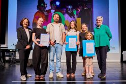 Das Hellweg-Gymnasium Bochum und die Grundschule Linden in Bochum wurden als Landessieger im NRW-Wettbewerb „Begegnung mit Osteuropa 2026“ ausgezeichnet