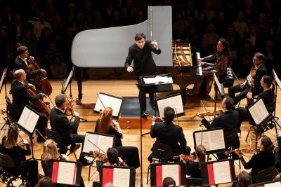 Das Luzerner Sinfonieorchester spielt Mendelssohns Konzert für Klavier und Orchester 