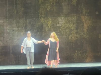 Elena Stikhina als Manon und Saimir Pirgu als Des Grieux foto Marinella Polli