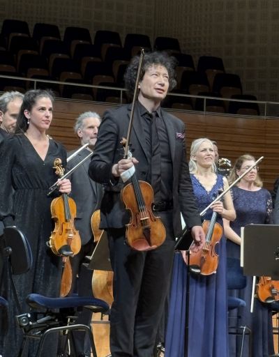 Orchesterchef und Sologeiger Daniel Dodds