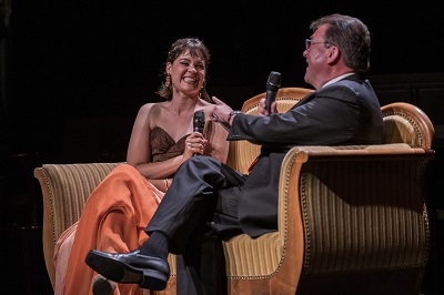 Auch die beiden auf dem Diwan hatten ihren Spass an der Sache