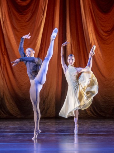 Oktett Addison Ector, Balkiya Zhanburchinova