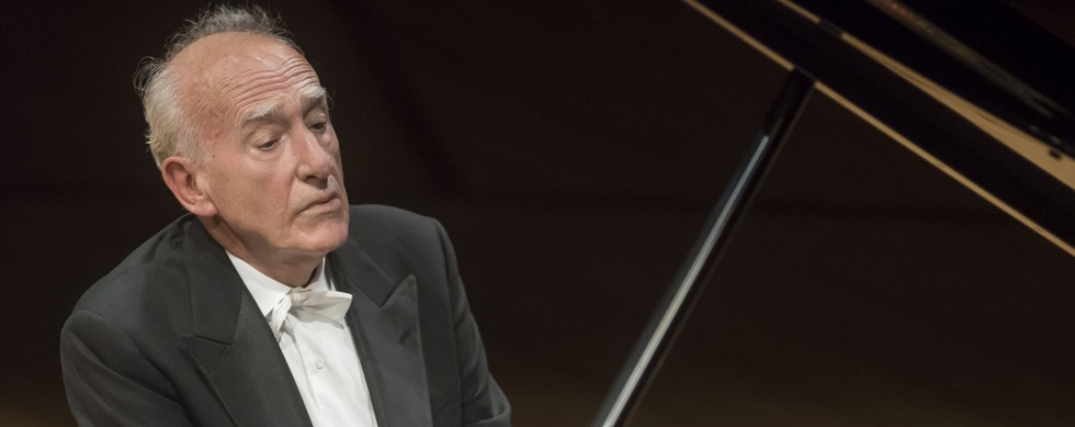 Maurizio Pollini, Solist am Piano