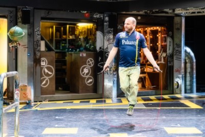 Im Amt fuer Todesangelegenheiten Szenenfoto vonIngo Hoehn