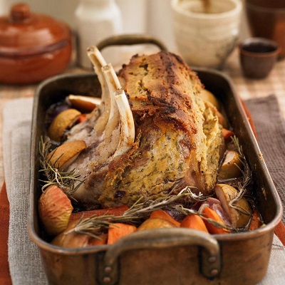 Kalbsrücken mit Rosmarin-Senfkruste