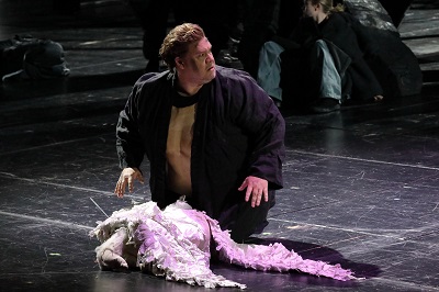 Simon O'Neill als Parsifal Foto W. Hoehsl