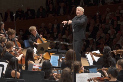 Thomas Adès  Dirigent