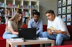 CHE-Ranking: Leichter Einstieg ins Studium an der Hochschule Coburg