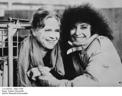 Liv Ullmann und Cipe Lincovsky in "La Amiga" von Jeanine Meerapfel  Copyright: Deutsche Kinemathek