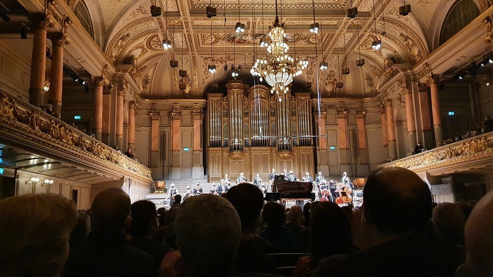 Das ZKO im grossen Saal der Tonhalle Zürich