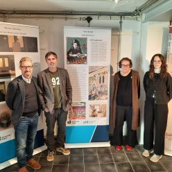 Die Ausstellung „Den Holocaust in Bildern erzählen“ wurde erarbeitet von (v.l.): Dr. Jens Aspelmeier, Prof. Dr. Daniel Stein, Dr. Jana Mikota und Britta Hönes.