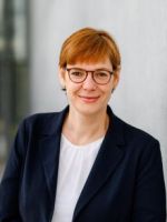 RWU Professorin Marlene Haupt ist Teil des „Tagesspiegel Experten-Check zur Bundestagswahl“