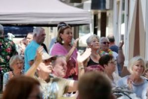 Bochum, Gelebte Vielfalt beim Gerther Sommer Stadtteilfest am 5. Juli mit buntem Programm, Flohmarkt und Gewinnspiel
