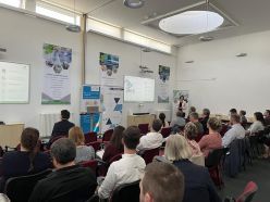 Vertreter aus Wirtschaft, Forschung und Netzwerken kamen zusammen, um konkrete Anwendungs-beispiele, Herausforderungen und Kooperationsansätze rund um biobasierte Materialien und nachhaltige Produktionstechnologien zu diskutieren  LEG Thüringen