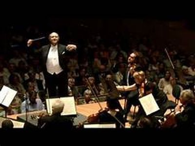 Budapest Festival Orchestra dirigiert von ivàn Fischer
