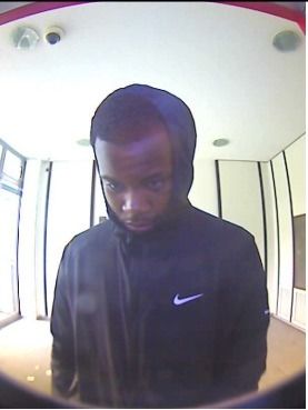 Polizei fahndet mit Überwachungsaufnahmen aus Bochum nach Tatverdächtigem