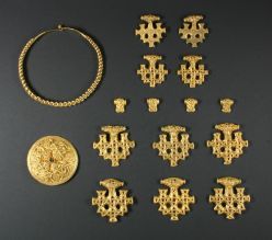 Wikingergold“ aus dem Stralsund Museum, Hiddenseer Goldschmuck, 10. Jh.  LAKD M-V / Sabine Suhr