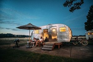 Camper Urlaub Symbolbild unsplash