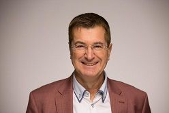 Prof. Dr. Frank Musolesi, Dekan der Fakultät für Angewandte Psychologie und Leiter des Schwerpunkts Sportpsychologie im Master-Studiengang Psychologie an der SRH Hochschule Heidelberg  Konrad Gös  SRH Hochschule Heidelberg