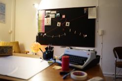 Das Escape Game startet im Konferenzraum des Labs.  Quelle: Foto/©: Tobias Rosenbaum