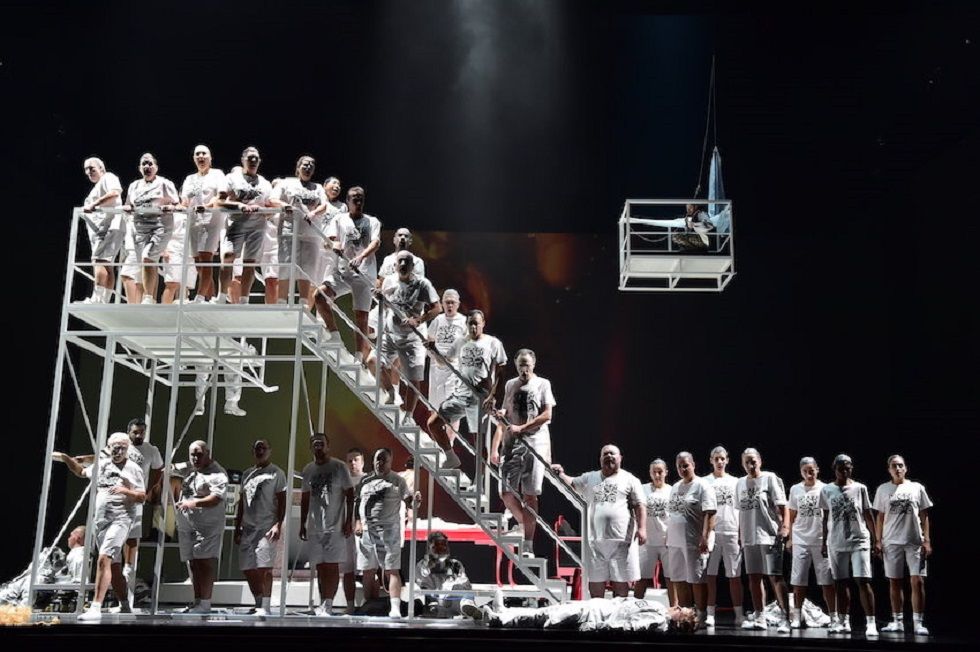 Diodati. Unendlich Szenenfoto von Sandra Then