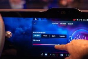 Mercedes-Benz bringt 3D-Audiotechnologie des Fraunhofer IDMT in die Serie