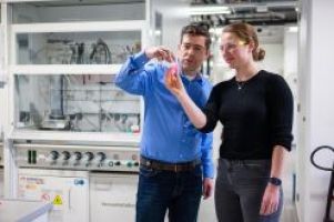 Neuer Masterstudiengang zu nachhaltigen Materialien verknüpft Wissen aus Naturwissenschaft und Technik
