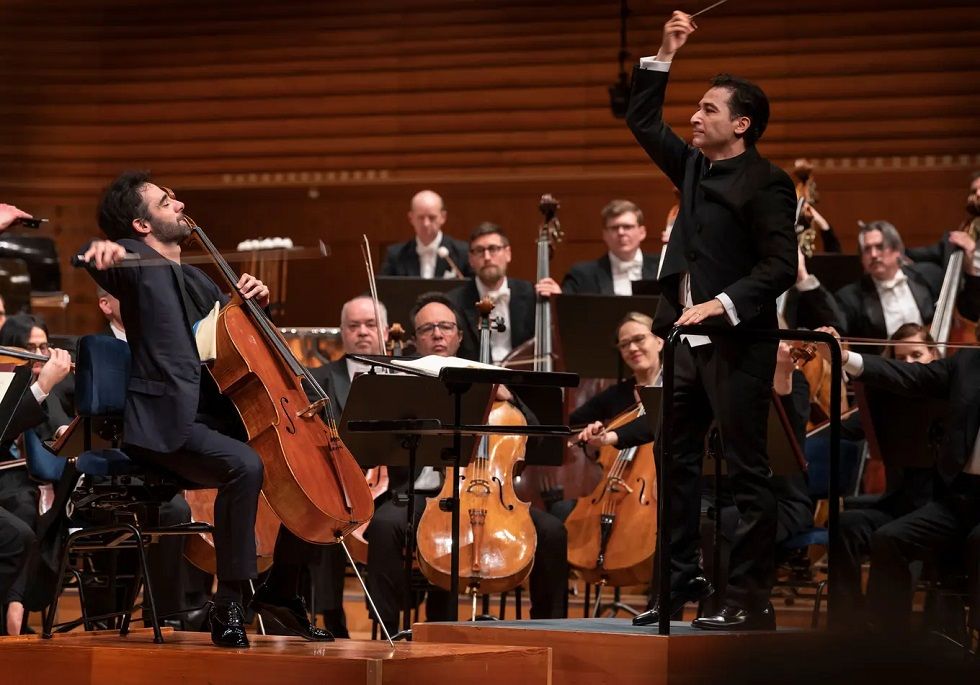 Das Lucerne Festival Orchestra mit dem Cellisten Pablo Ferrández unter Andrés Orozco-Estrada Foto Priska Ketterer
