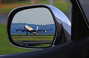 Urlaubsflieger ab Köln Symbolbild