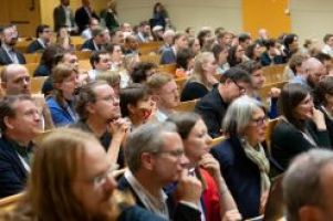 55. Deutscher Historikertag erfolgreich zu Ende gegangen. Rund 2.500 haben vier Tage zu "Dynamiken der Macht" diskutiert