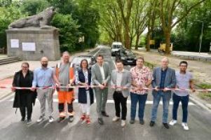Bochum, Zweiter Bauabschnitt der Königsallee früher fertig