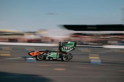 Der MF18 in voller Fahrt. THWS-Studierende entwickeln eine autonome Software für das Rennauto  Quelle: Maru  Copyright: Formula Student Germany