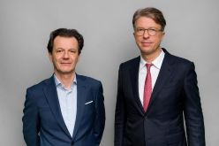 Universitätsklinikum Dresden - Der Medizinische Vorstand Prof. Uwe Platzbecker (r.) und der Kaufmännische Vorstand Janko Haft.  UKD/Kirsten Lassig