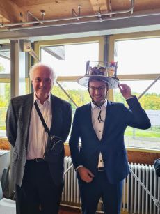 Bernd Arendt (rechts) mit seinem Betreuer, THU-Professor Dr.-Ing. Thomas Walter  Copyright: THU