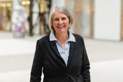 Prof. Dr. Anne Schierenbeck vom Campus Lingen der Hochschule Osnabrück wird als wissenschaftliches Mitglied im ersten niedersächsischen Klimarat ihre Expertise einbringen und die Landesregierung beraten.  Quelle: Hochschule Osnabrück