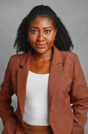 Dr. Susan S. Ekoh ist Humangeografin und Wissenschaftliche Mitarbeiterin im Forschungsprojekt "Social Cohesion in Displacement Contexts" am German Institute of Development and Sustainability (IDOS) in Bonn  ©IDOS